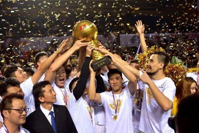 大乐透头奖6注712万 8.8亿派奖开启周六开奖
